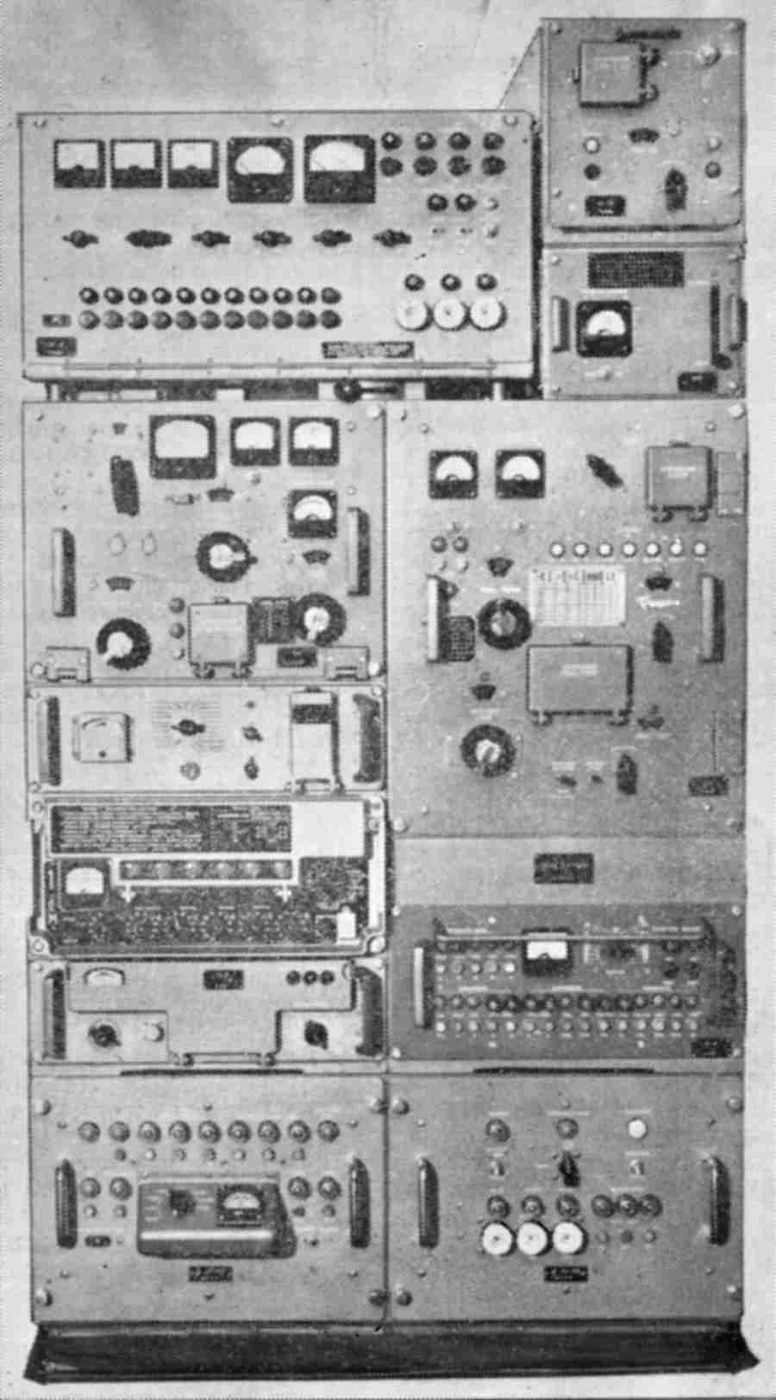R-140M transmitter rack